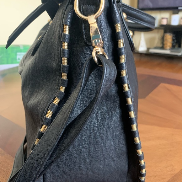 Black Jessica Simpson hobo bag. - Picture 2 of 5